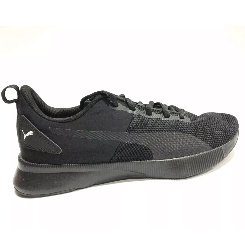 Puma Men’s Fly Runner Black Running Shoes, Size 9.5 M.